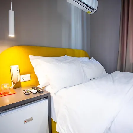 Double At The Bubbles Jacuzzi Szálloda