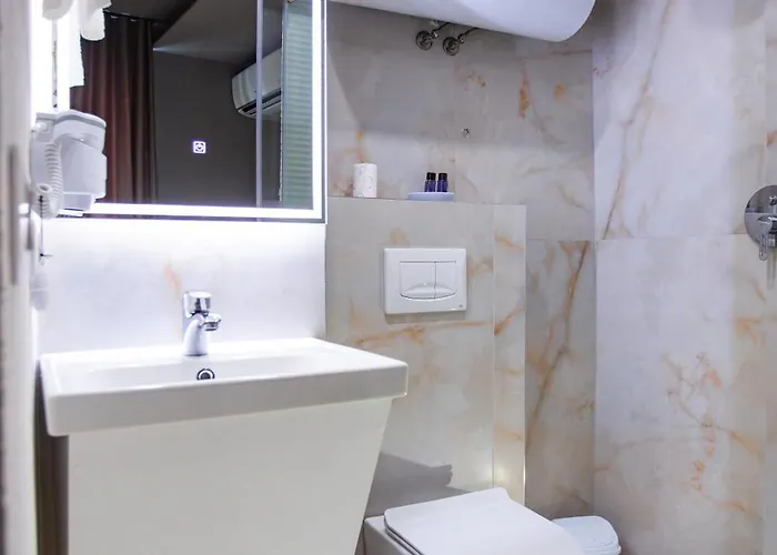 Double At The Bubbles Jacuzzi