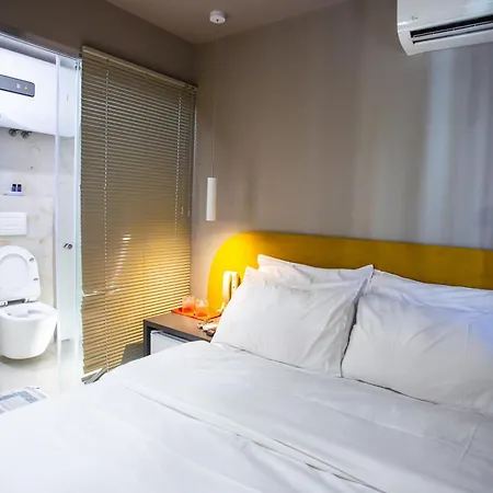 Double At The Bubbles Jacuzzi Hotel 3*