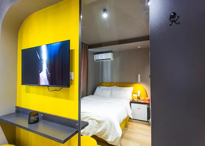 Double At The Bubbles Jacuzzi Hotel 3*